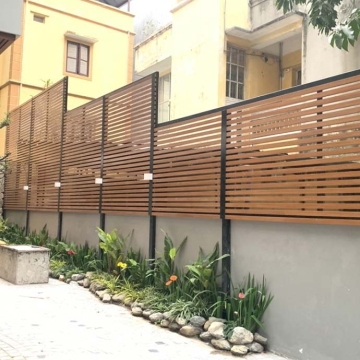 Hàng Rào Gỗ Nhựa Thi Công Hoàn Thiện Trọn Gói