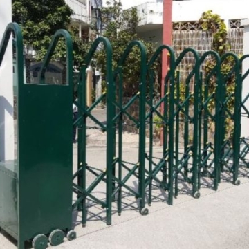 Cổng Xếp Sắt Sơn Tĩnh Điện